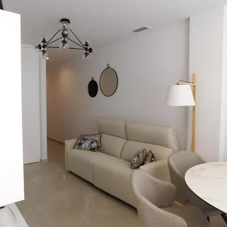 Modern And Cosy Close To The 公寓