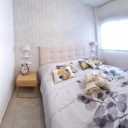 公寓 Modern And Cosy Close To The